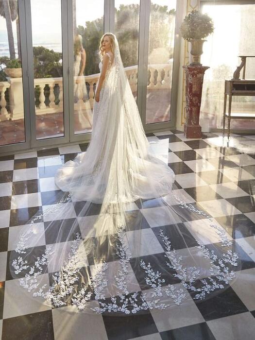 DM 1235 — vjenčanica iz salona Lovely Bride, Tuzla