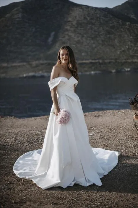 Brautkleid LINEA — Salon Lovely Bride, Tuzla