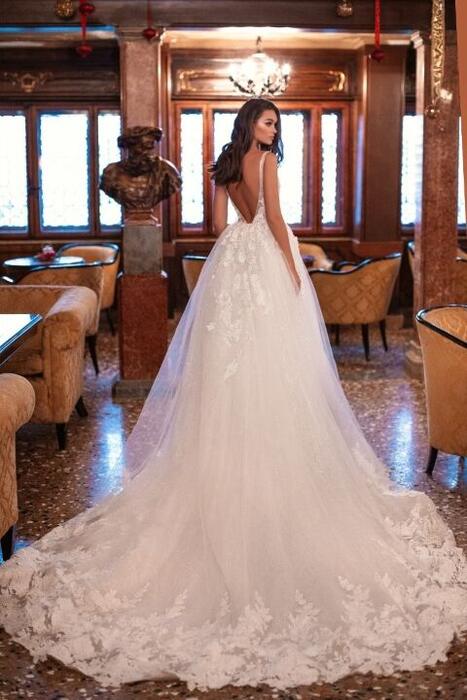 MIRTA — vjenčanica iz salona Lovely Bride, Tuzla