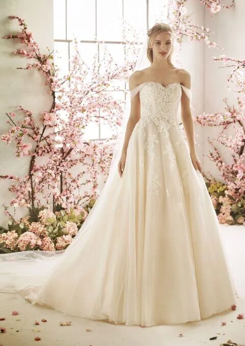 Brautkleid SUNFLOWER — Salon Lovely Bride, Tuzla